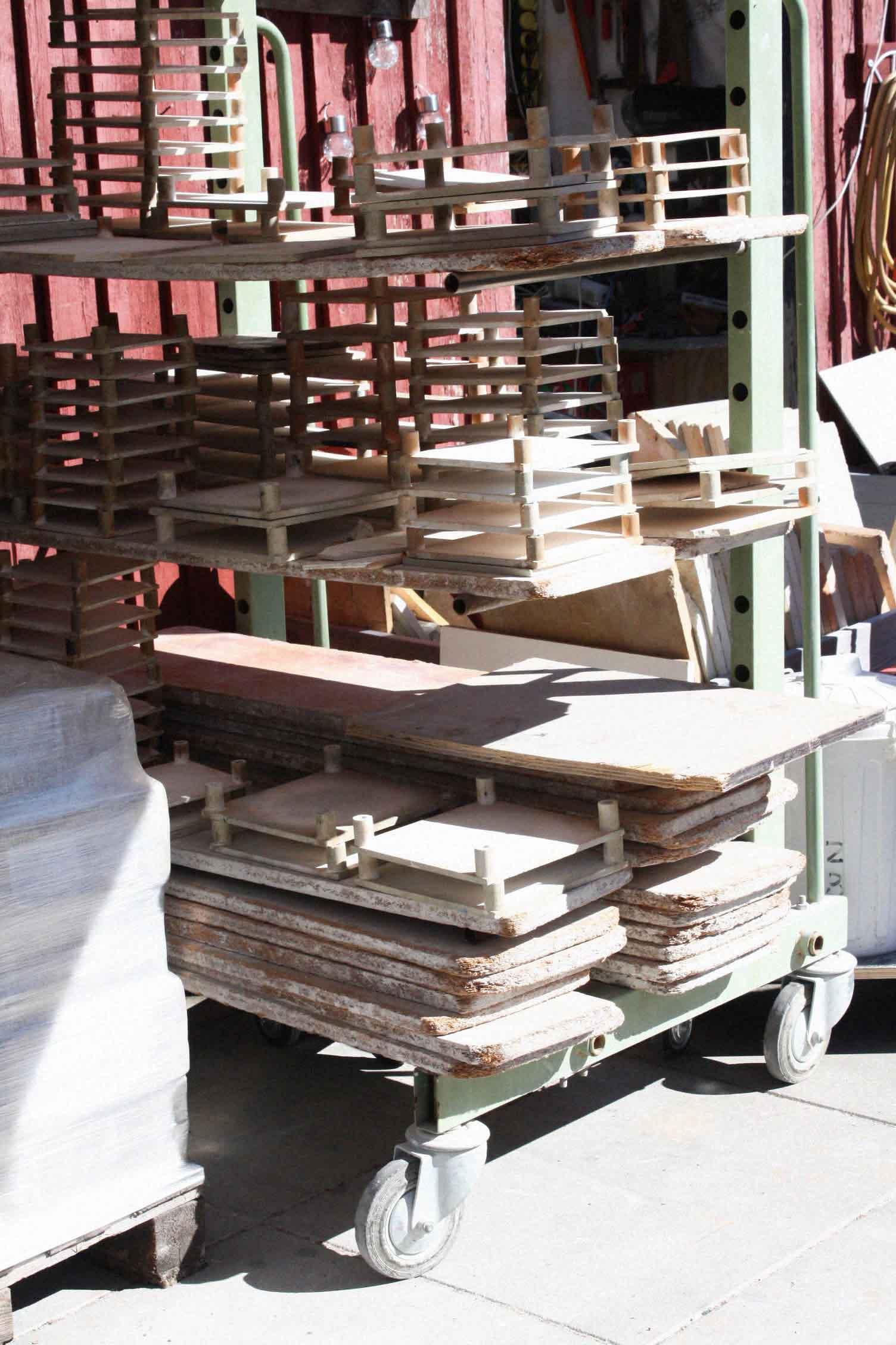 ALL THAT HOLDS MEMORY IS POETIC LOOSEN UP - NIKOJUNE