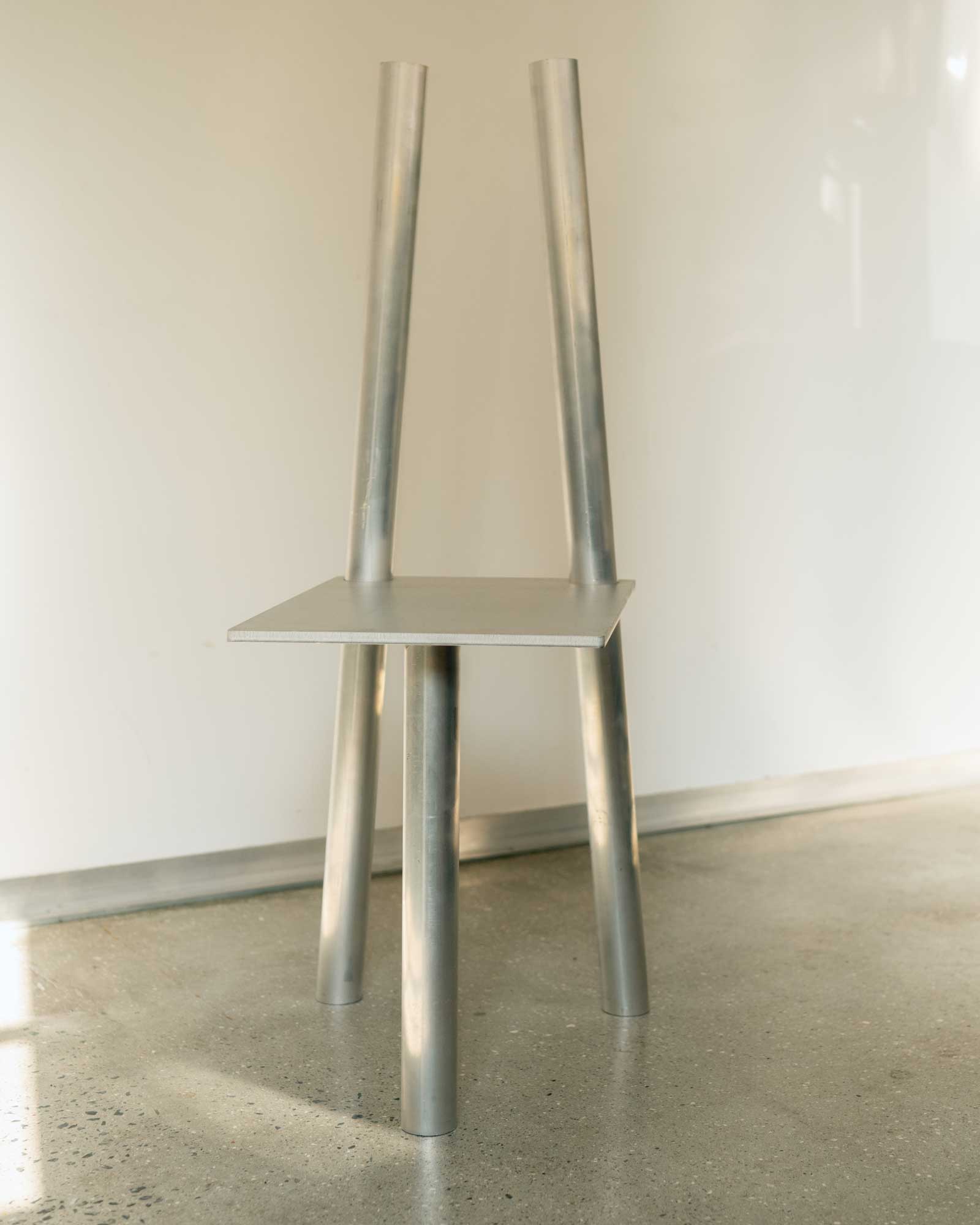 P-L 01 Chair – NIKO JUNE
