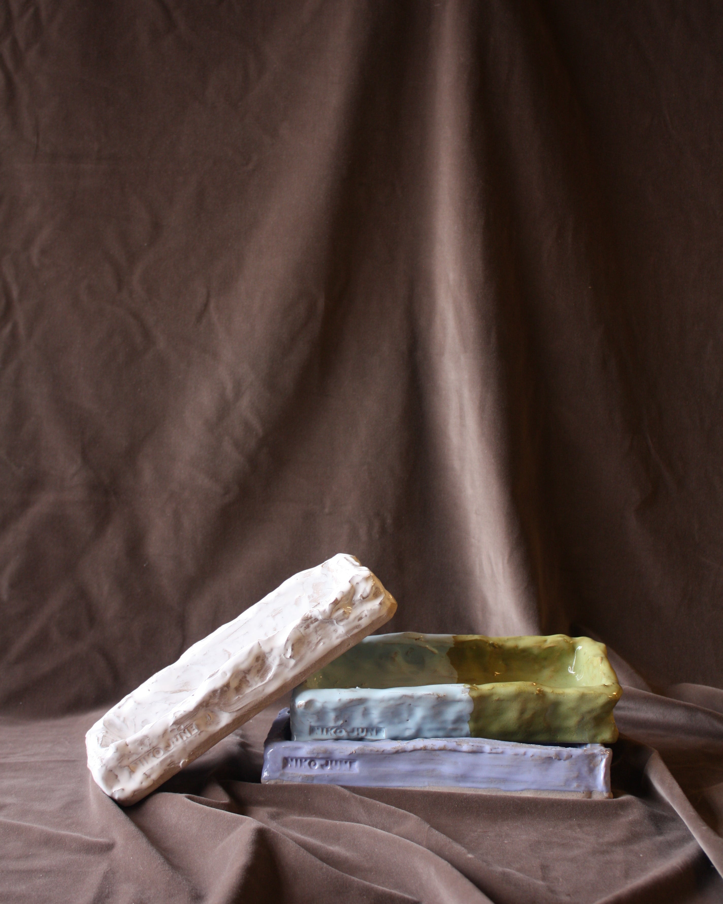 Gadget Base Earthenware